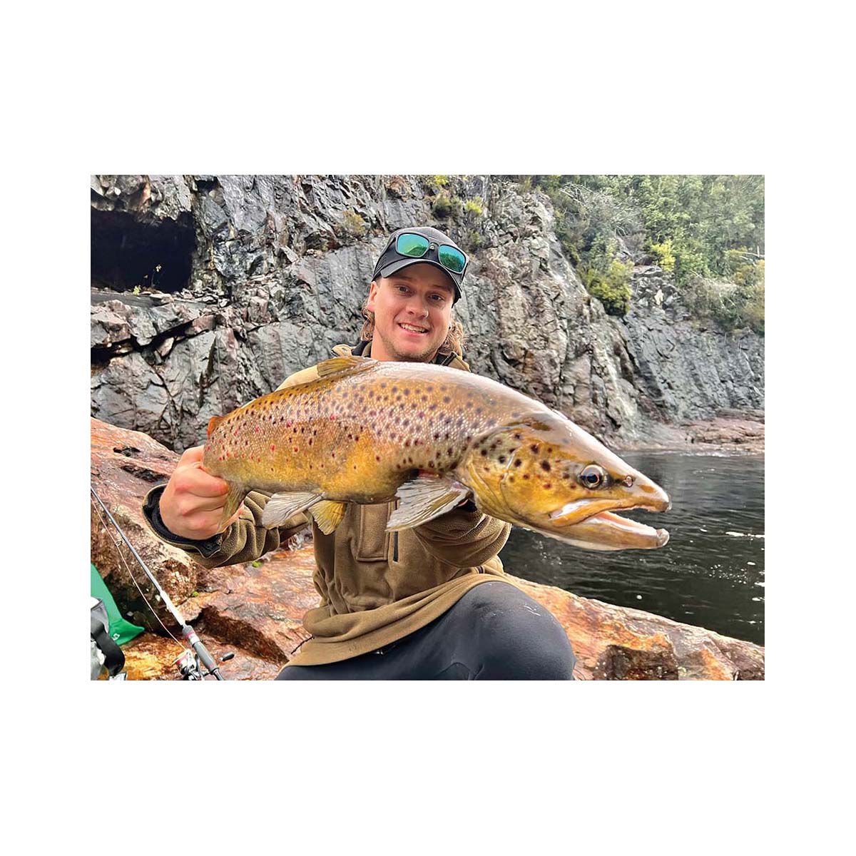 Spotters Unisex Crypto Nexus Sunglasses with Green Mirror Lens, , bcf_hi-res