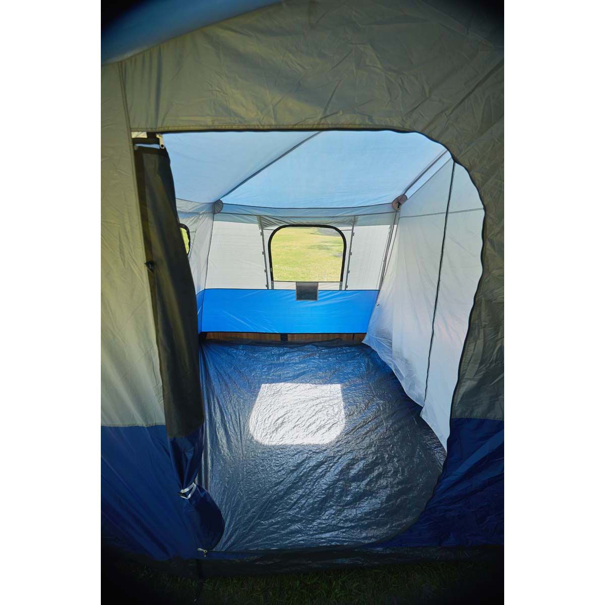 Wanderer Manor II 12 Person Tent BCF