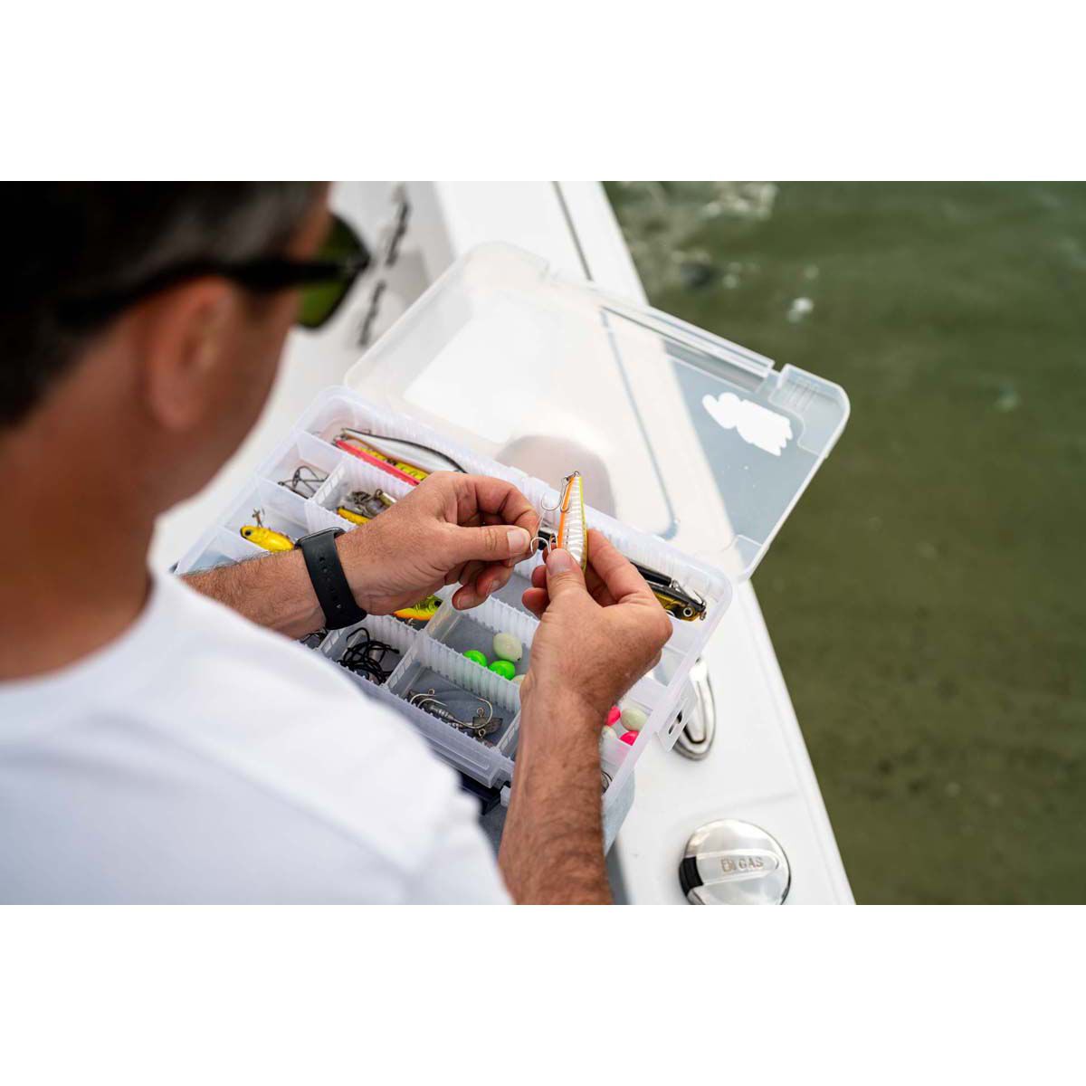 Versus VS-3043ND Tackle Box Clear, Clear, bcf_hi-res