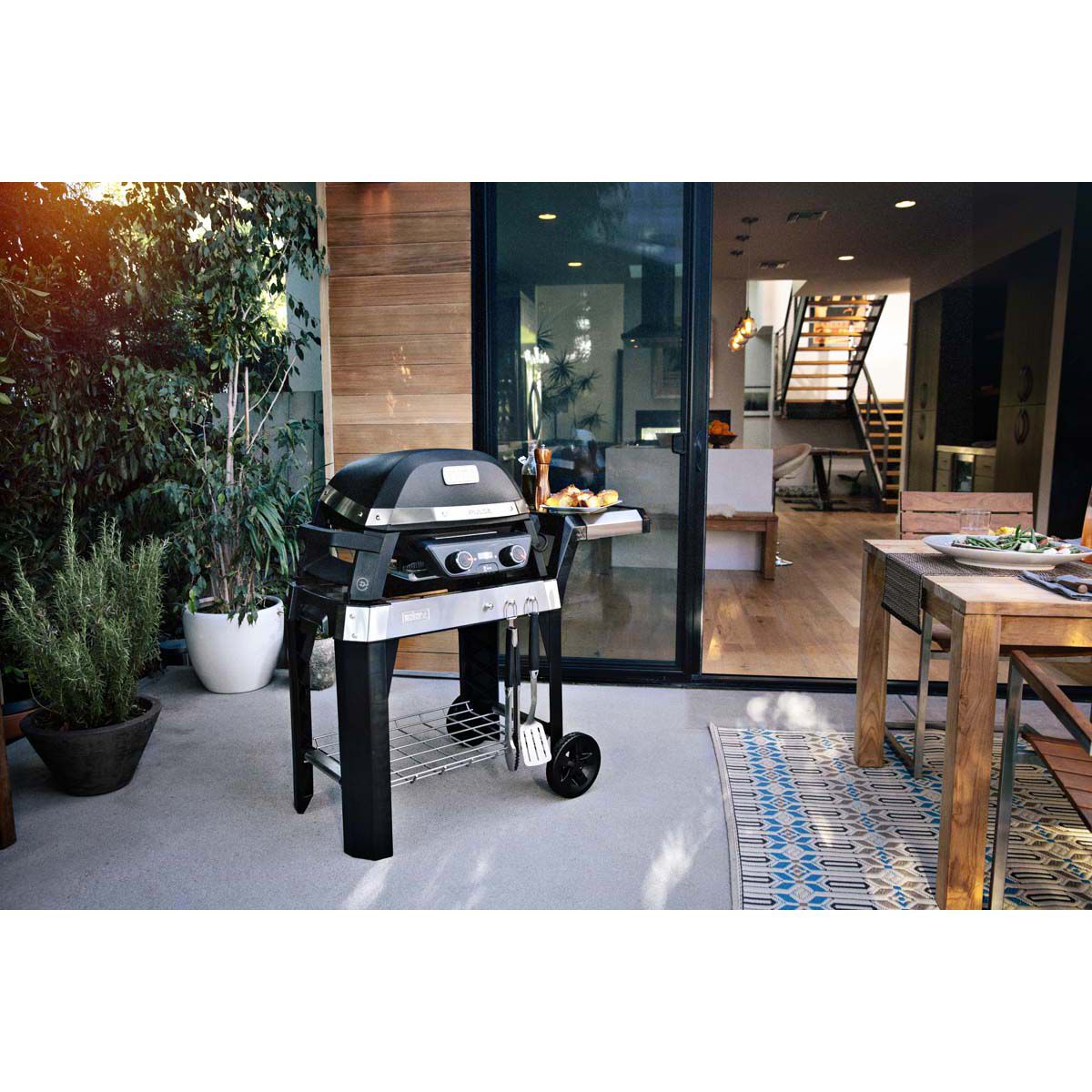 Weber Pulse 2000 Black, , bcf_hi-res