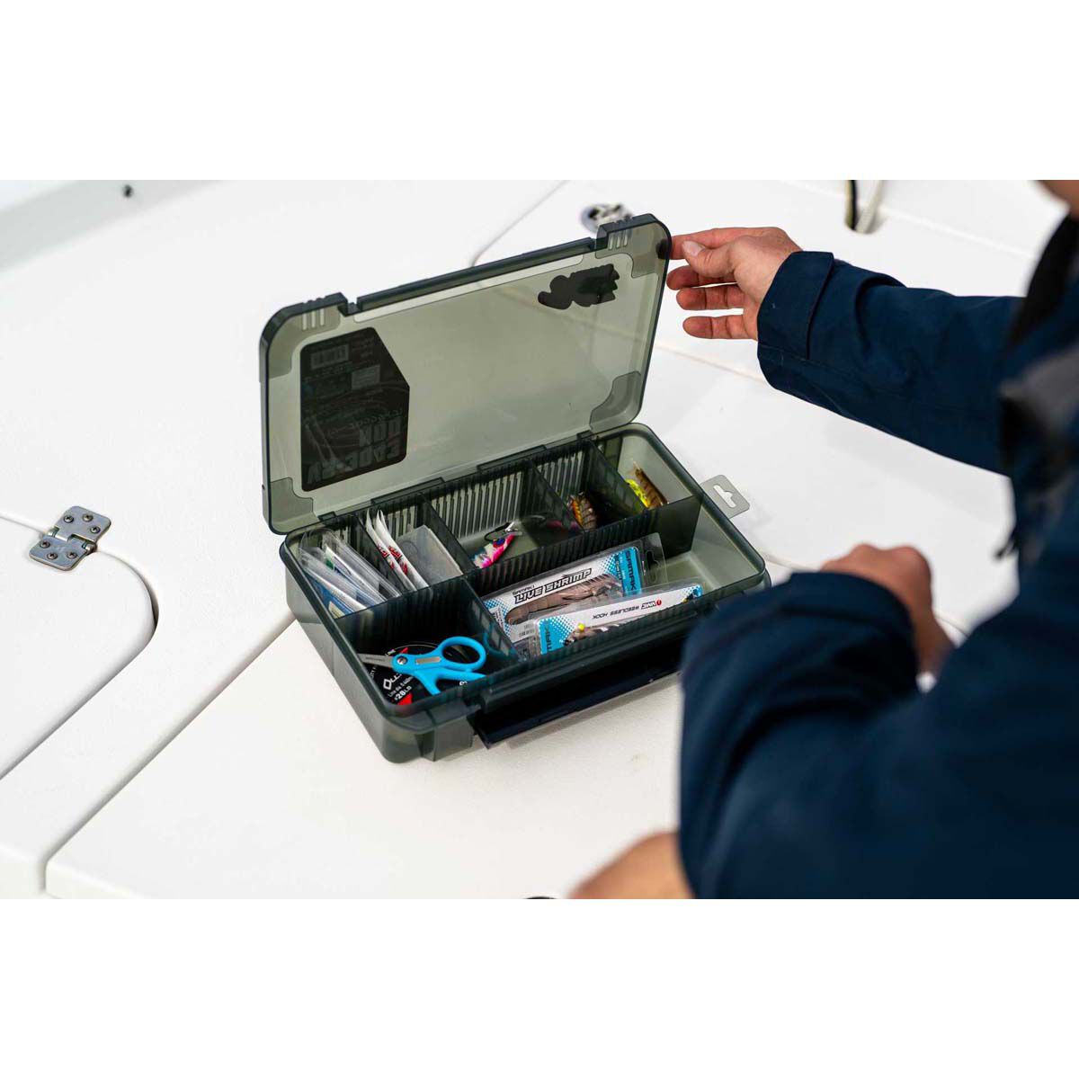 Versus VS-3043NDD Tackle Box Black, Black, bcf_hi-res