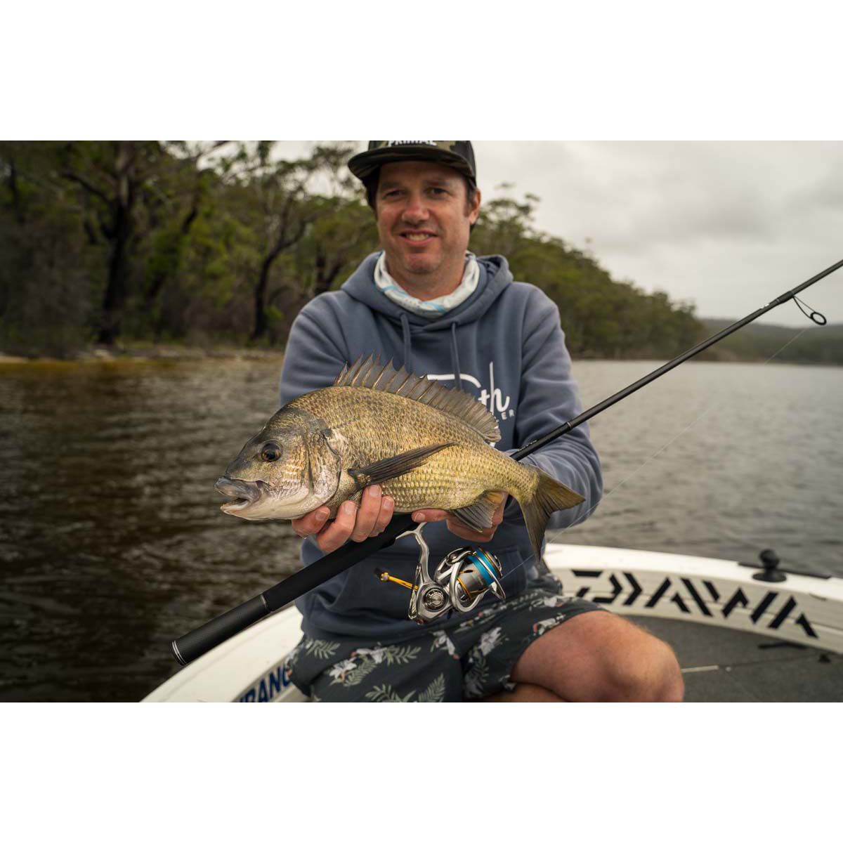 Daiwa 21 Freams LT Spinning Reel 4000-C, , bcf_hi-res