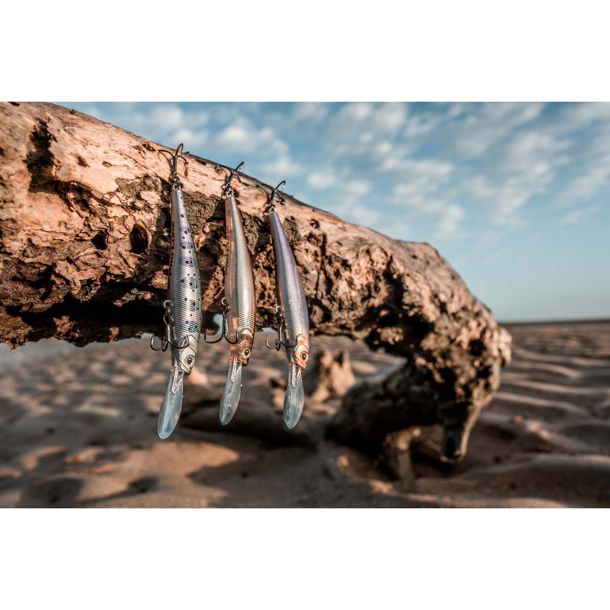 Pro Lure Minnow D Hardbody Lure 72mm Black And Gold, Black And Gold, bcf_hi-res