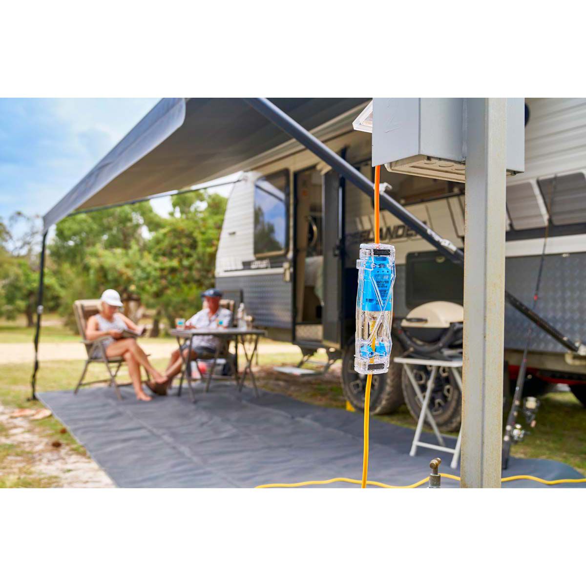 Ampfibian Caravan Surge Protector S1000DX BCF