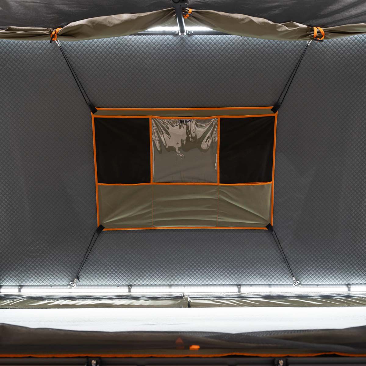 Darche Highland 1300 Roof Top Tent, , bcf_hi-res