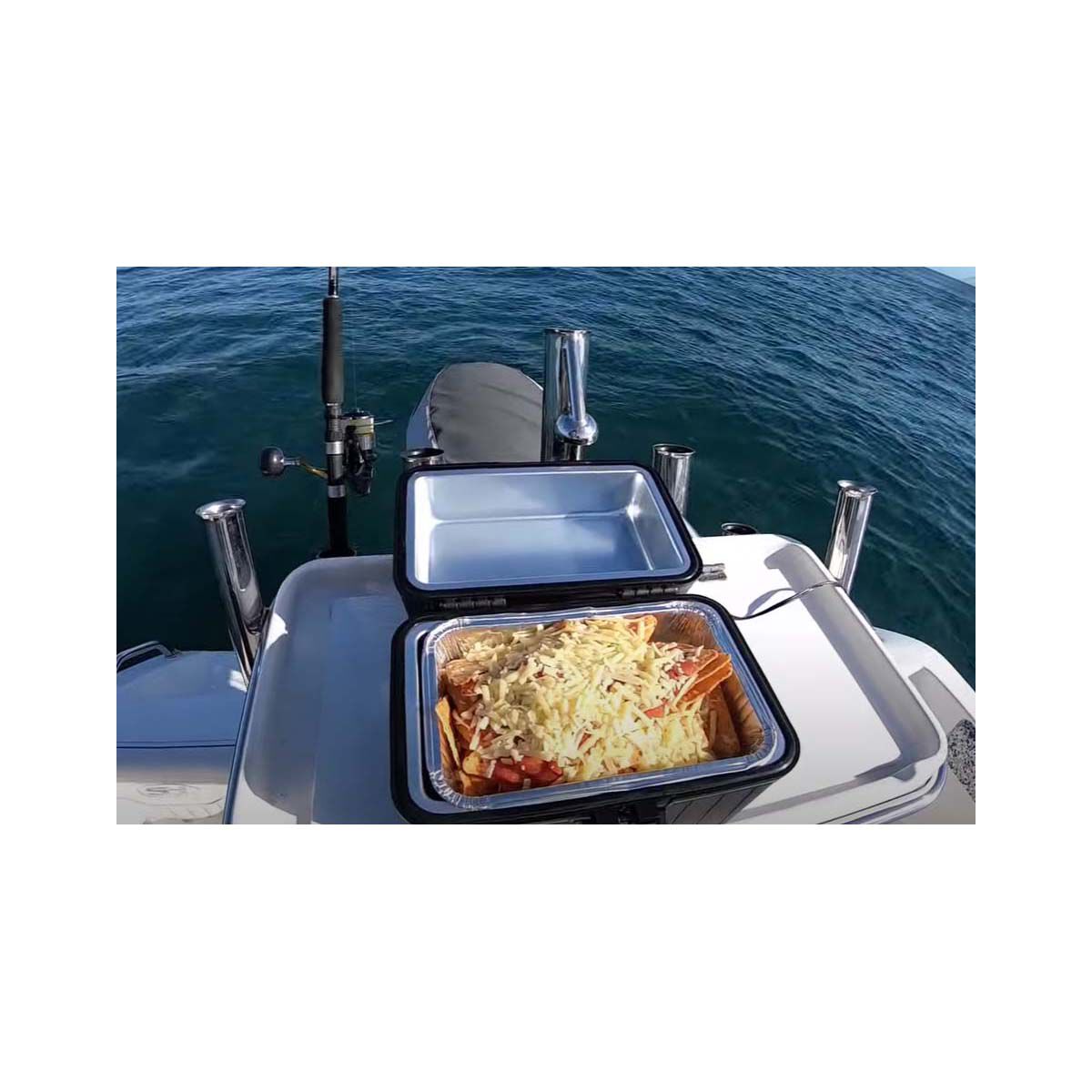Wanderer Roadster 12v Portable Food Warmer BCF