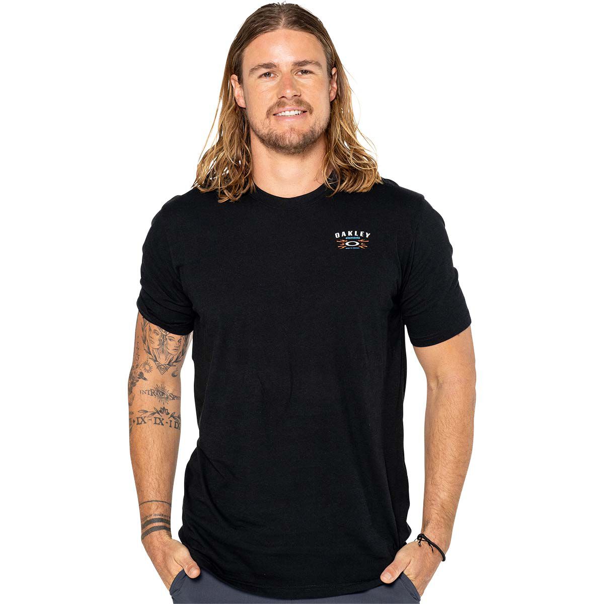 Oakley Men&rsquo;s Beacon Elements Short Sleeve Tech Tee Blackout S, Blackout, bcf_hi-res
