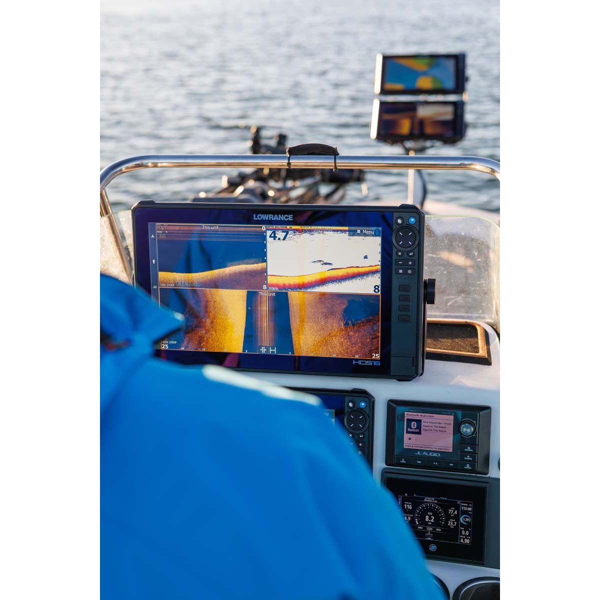 Lowrance HDS PRO 16 Combo Including Active Imaging HD 3in1 Transducer and CMAP Discover, , bcf_hi-res