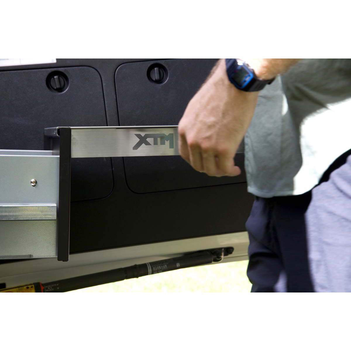 XTM Drawer Table, , bcf_hi-res