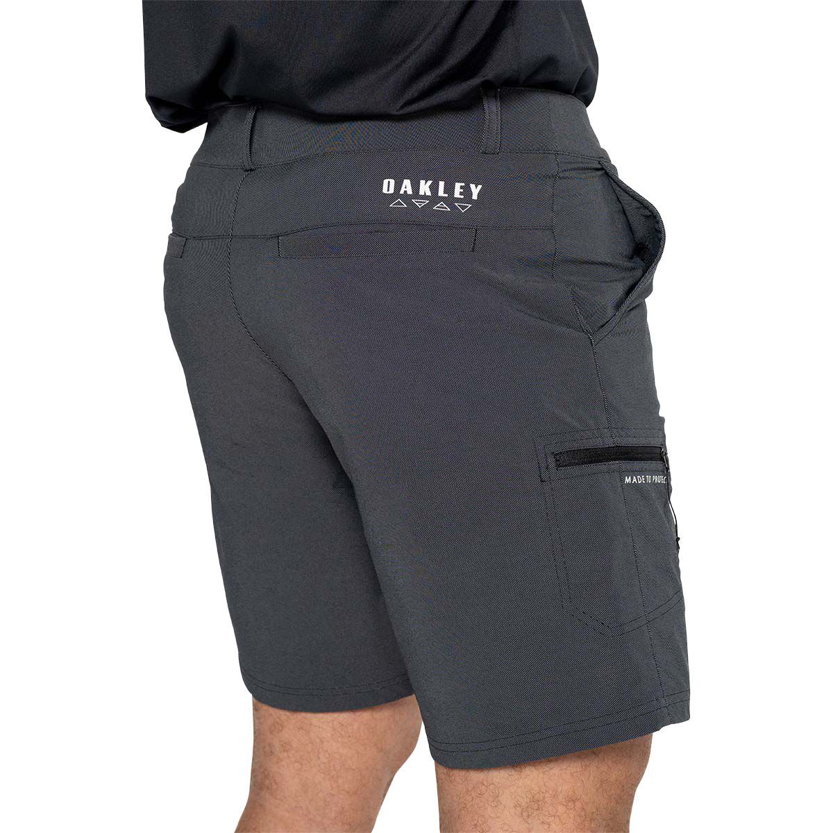 Oakley Men&rsquo;s Elements Hybrid Shorts 19in, Blackout, bcf_hi-res