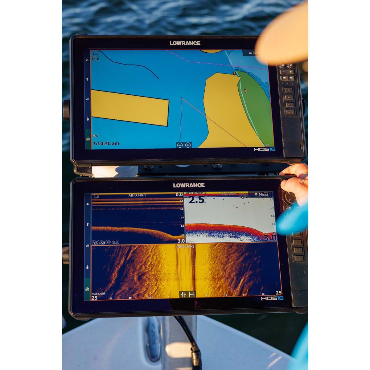 Lowrance HDS PRO 10 Combo Including Active Imaging HD 3in1 Transducer and CMAP Discover, , bcf_hi-res