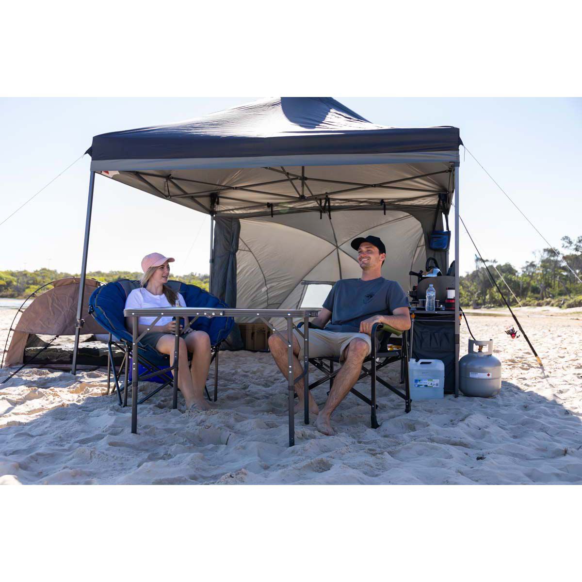 Wanderer Lightweight Directors Chair with Side Table 135kg BCF