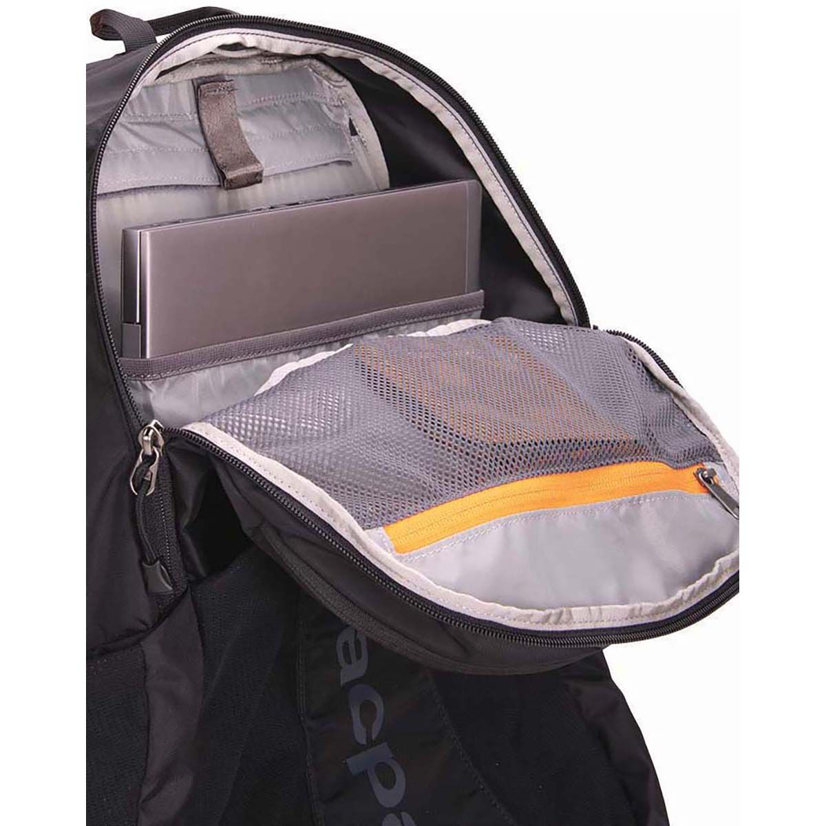 Macpac Rapaki Daypack 28L Black BCF