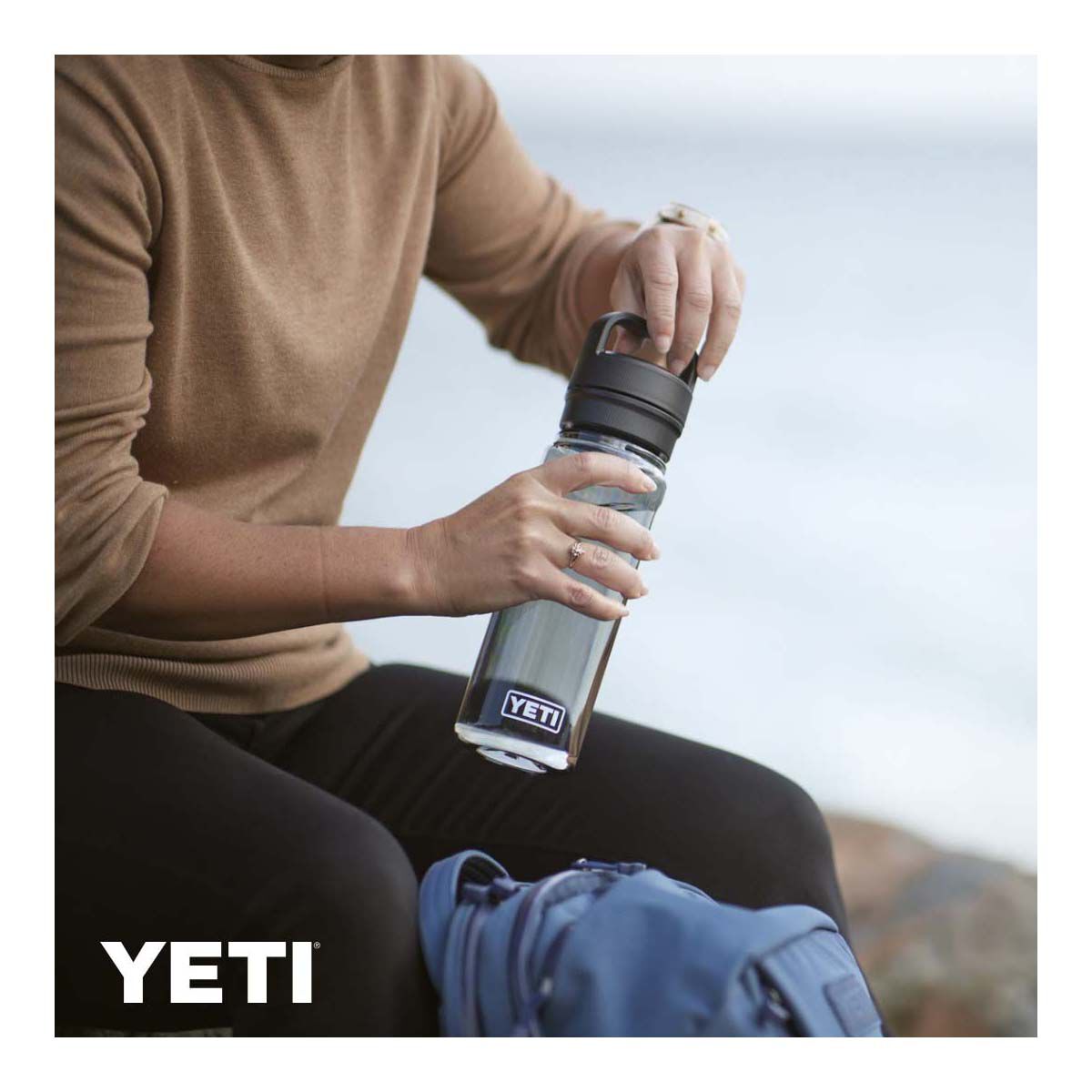 YETI Yonder&trade; Bottle 20 oz (600 ml) Charcoal, Charcoal, bcf_hi-res