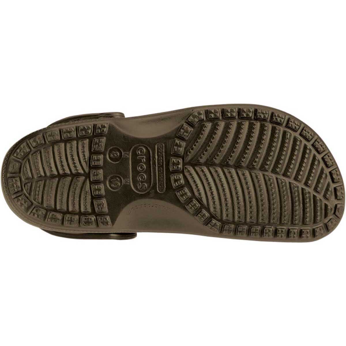 m4w6 crocs