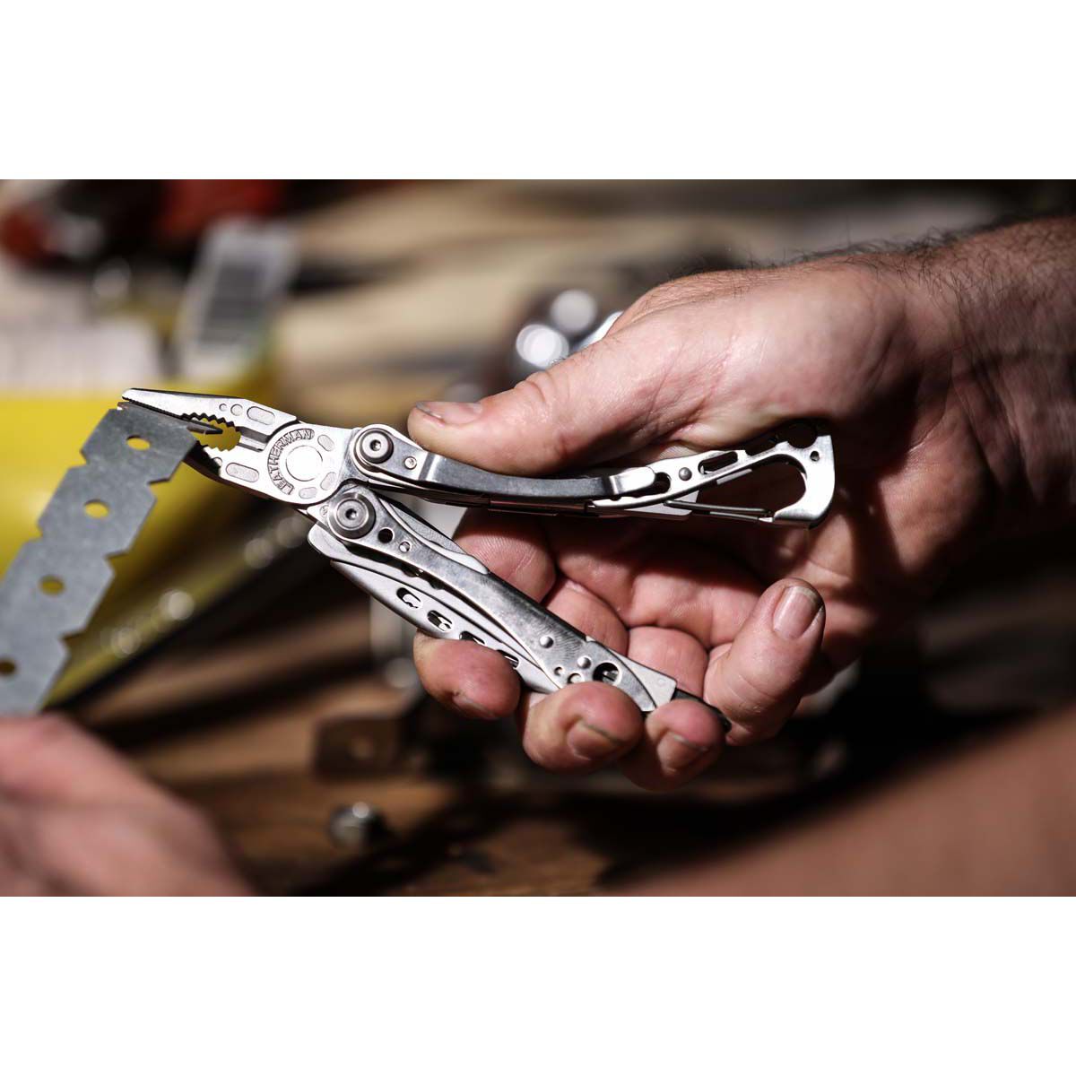 Leatherman Skeletool 7-In-1 Multi-Tool, , bcf_hi-res