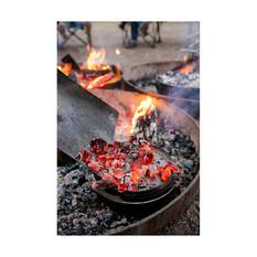 Campfire Pre Seasoned Cast Iron Camp Oven 4.5 Quart, , bcf_hi-res