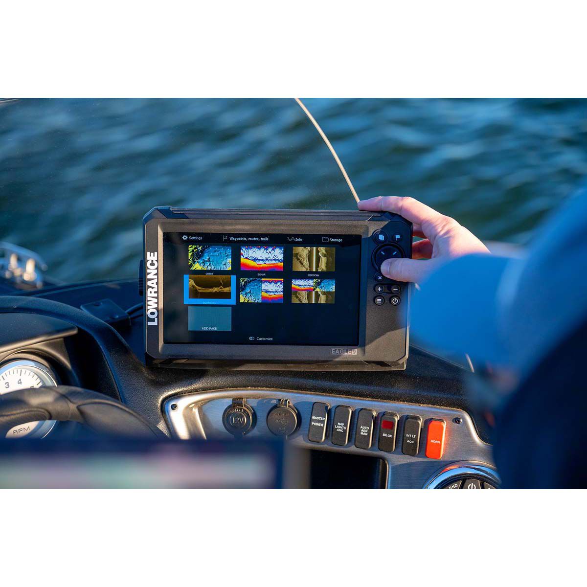 Lowrance Eagle 9 Aus/NZ Fish Finder Combo with Tripleshot Transducer, , bcf_hi-res