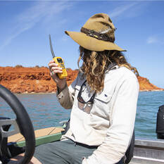 Uniden Dual Band VHF/UHF Radio 5/1W Waterproof MHS157, , bcf_hi-res