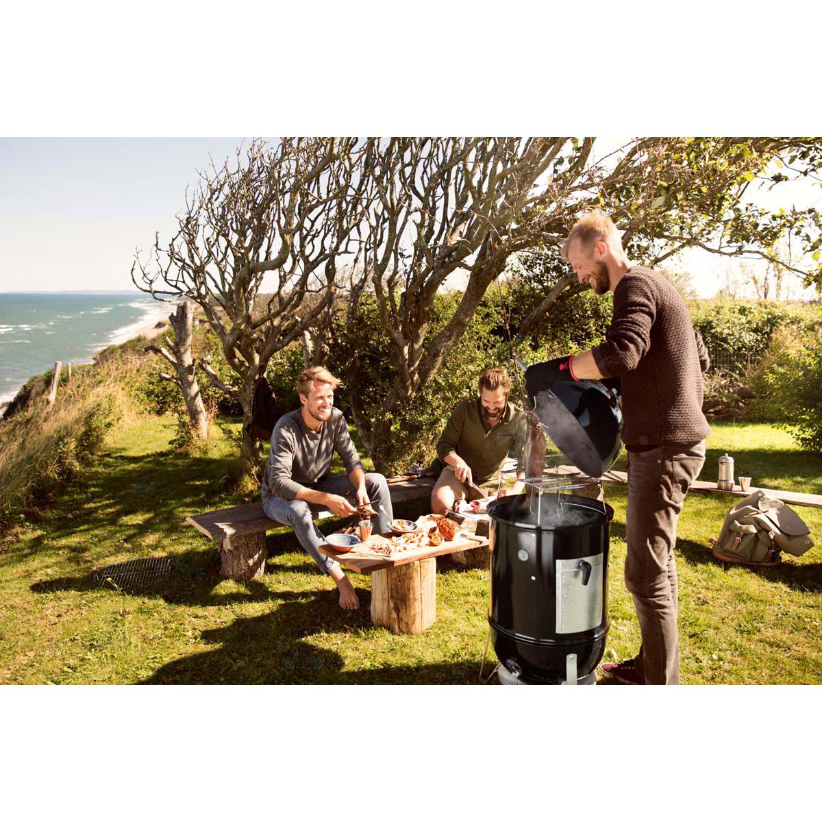 Weber Smokey Mountain Cooker 47cm, , bcf_hi-res