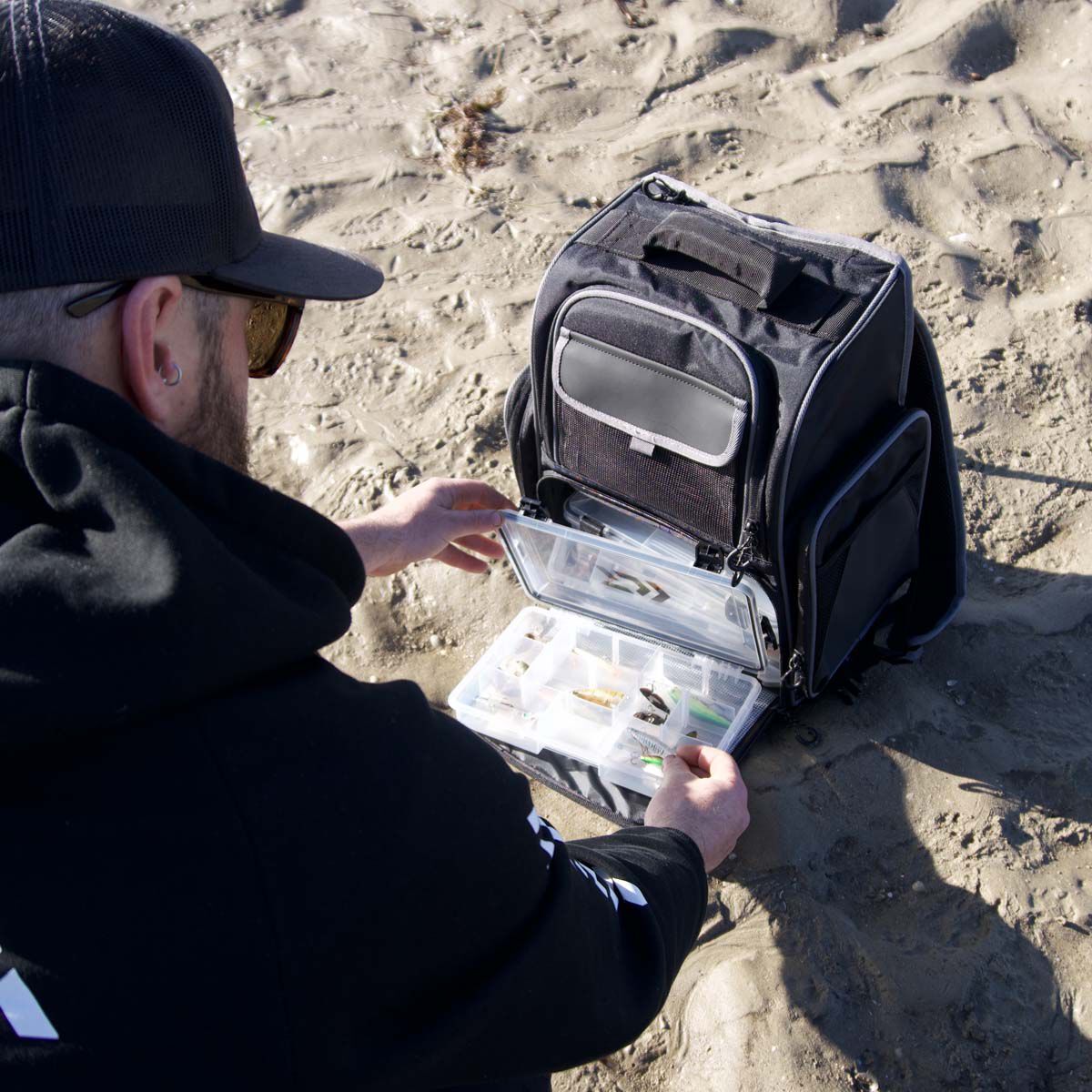 Daiwa D-Vec Backpack Tackle Bag, , bcf_hi-res