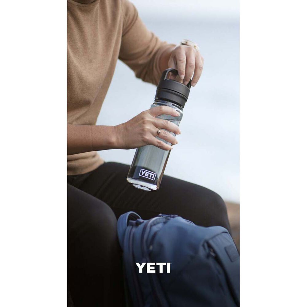 YETI Yonder 1L/34 oz Water Bottle with Yonder Chug Cap, Seafoam