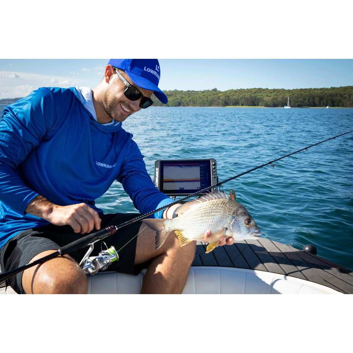 Lowrance Elite FS9&rdquo; Combo Including Active Imaging 3-in-1 Transducer and CMAP, , bcf_hi-res