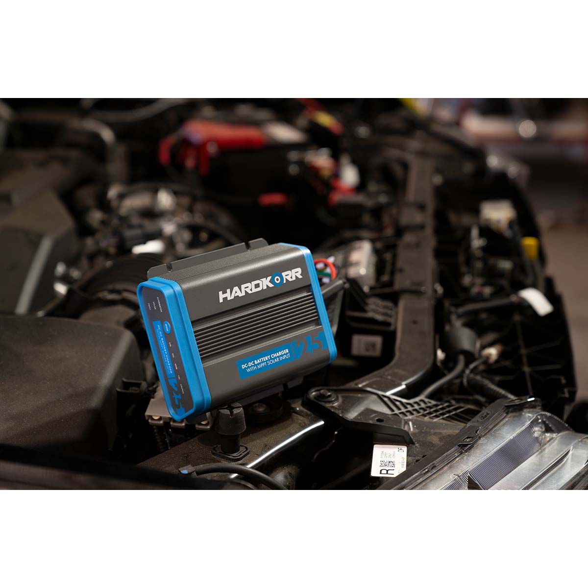Hardkorr 25A Waterproof DC-DC Charger, , bcf_hi-res