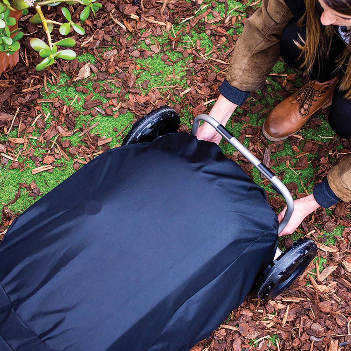 Weber Traveler Cover, , bcf_hi-res