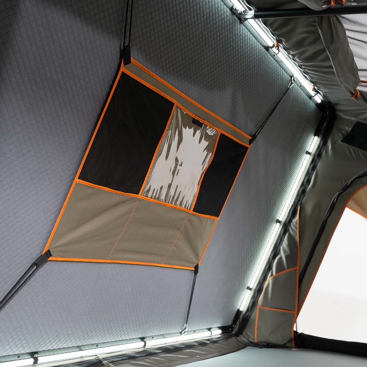 Darche Highland 1300 Roof Top Tent, , bcf_hi-res