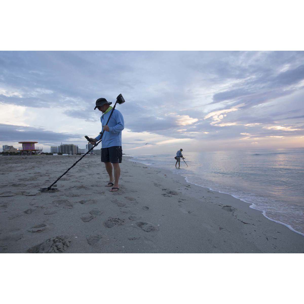 Minelab Gold Monster 1000 Metal Detector, , bcf_hi-res