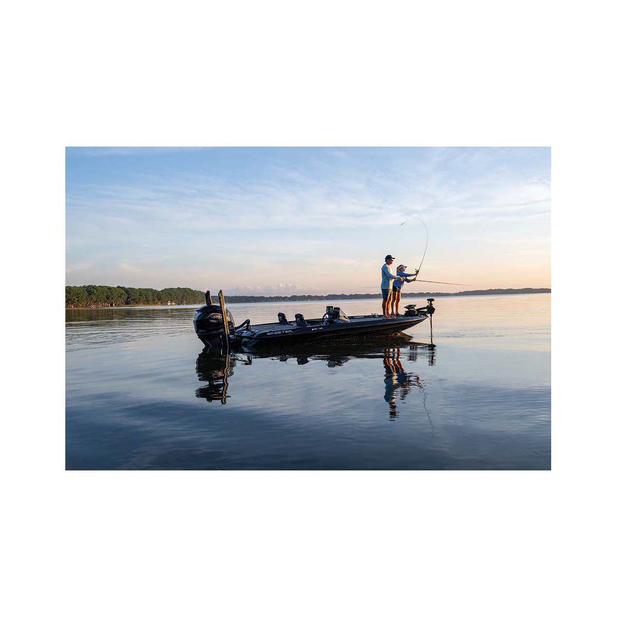 Garmin Echomap Ultra 2 10in 105sv with GT56 Combo, , bcf_hi-res