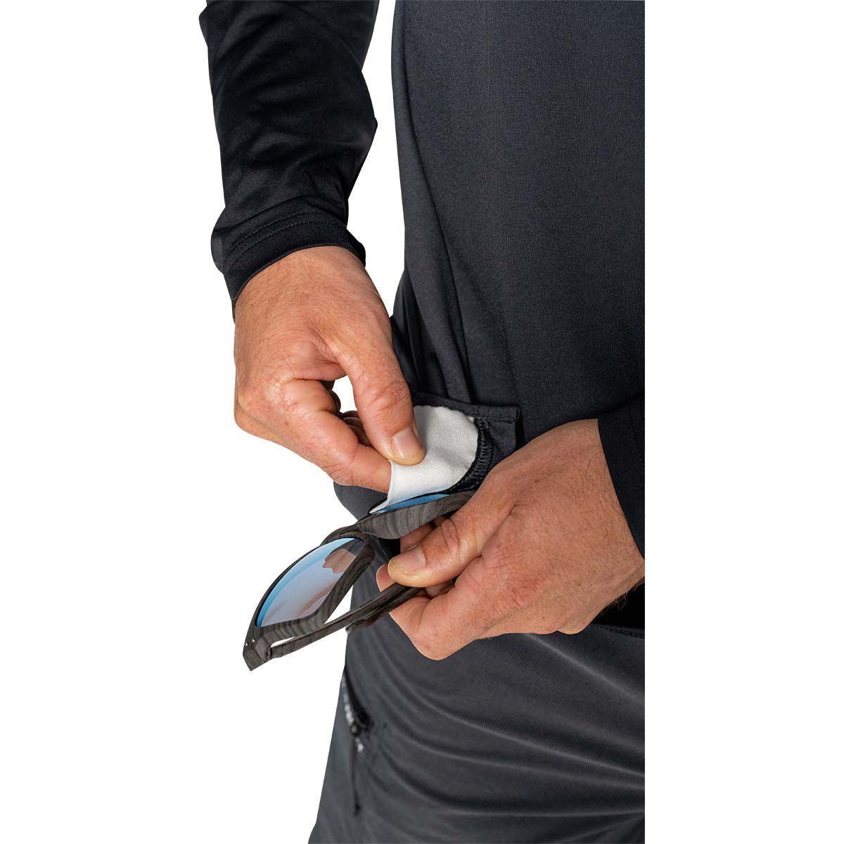 Oakley Men&rsquo;s Elements Long Sleeve Tech Polo, Blackout, bcf_hi-res