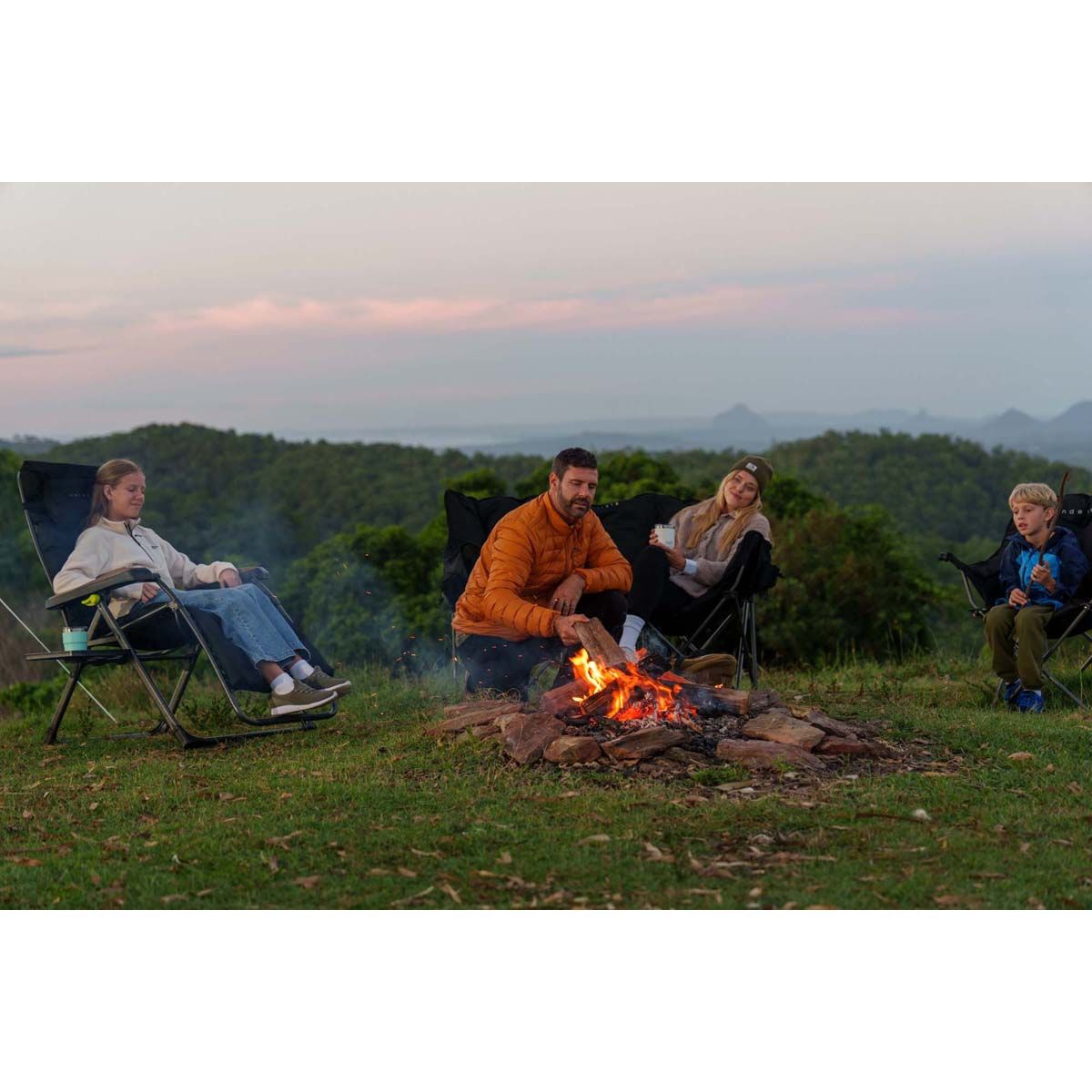 Wanderer Luxury Padded Lounger 180kg, , bcf_hi-res