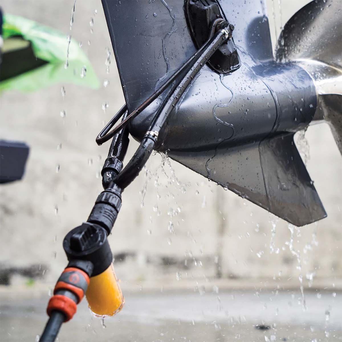 Salt Shift Marine Engine Flush 1L, , bcf_hi-res