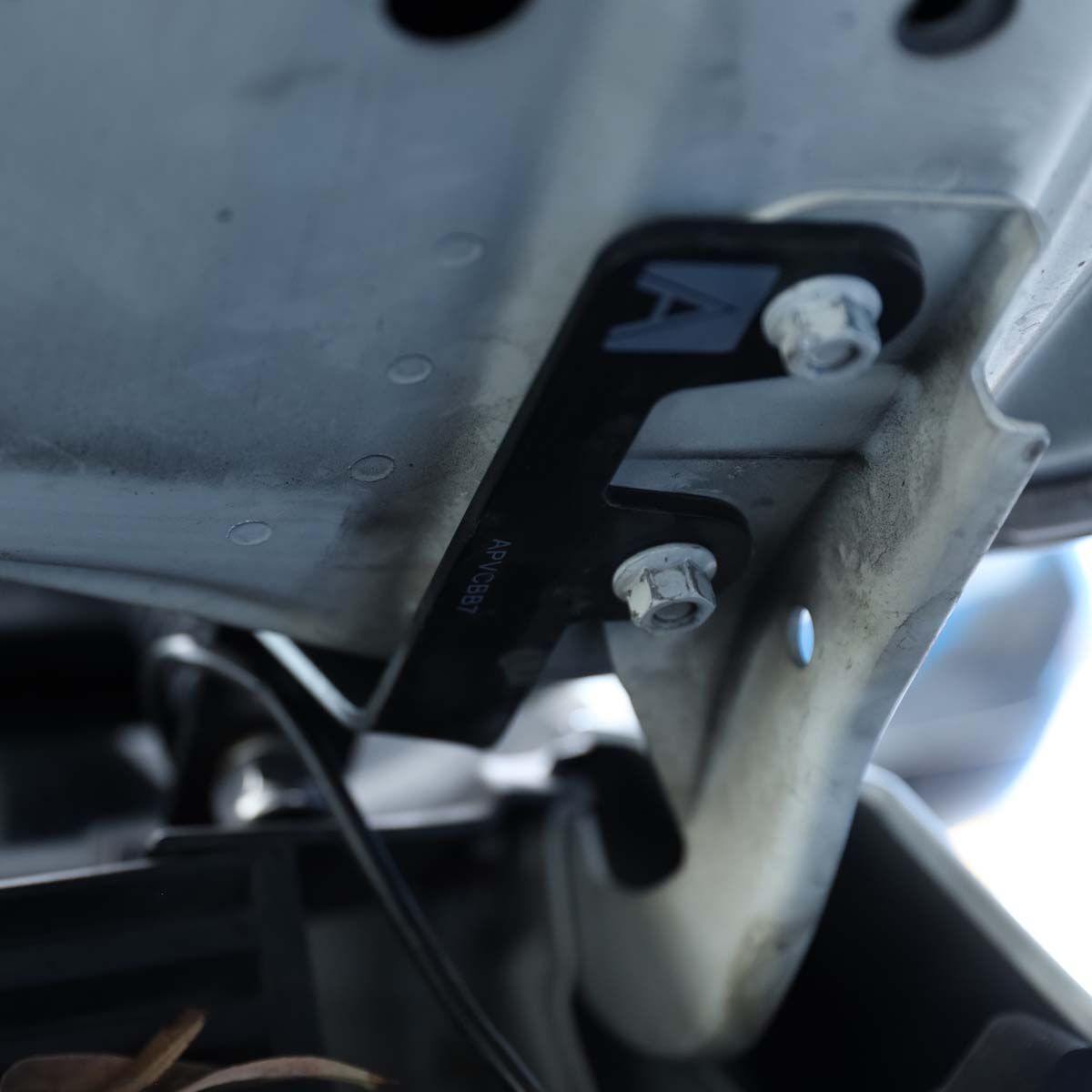 Aerpro UHF Antenna Bracket - Mitsubishi Triton, , bcf_hi-res