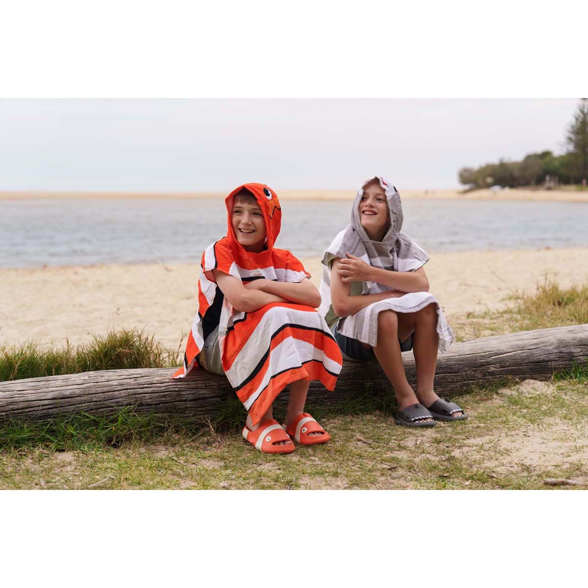 Kids Hooded Towel Shark, , bcf_hi-res