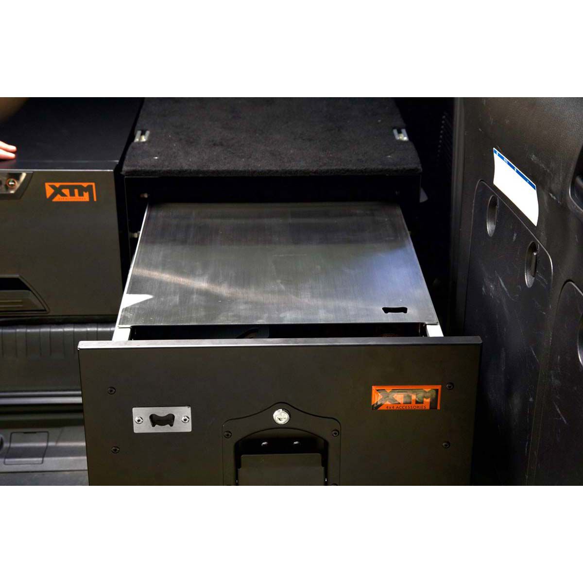 XTM Drawer Table, , bcf_hi-res