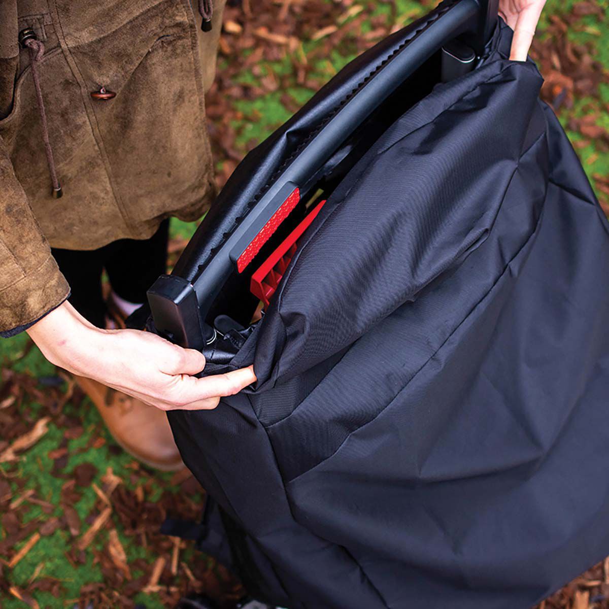 Weber Traveler Cover, , bcf_hi-res