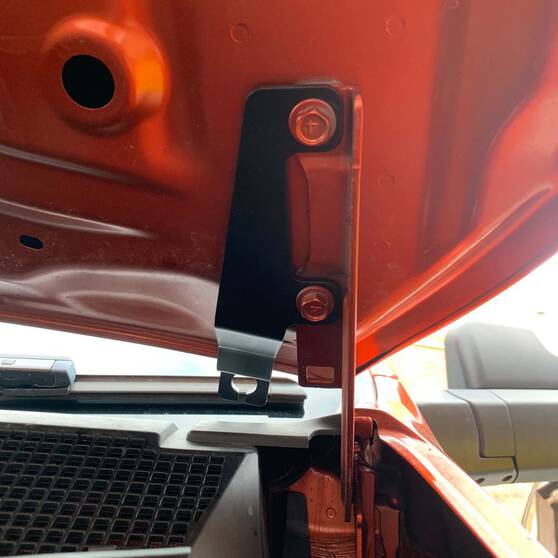Aerpro UHF Antenna Bracket - Isuzu D-MAX & M-UX 21, , bcf_hi-res