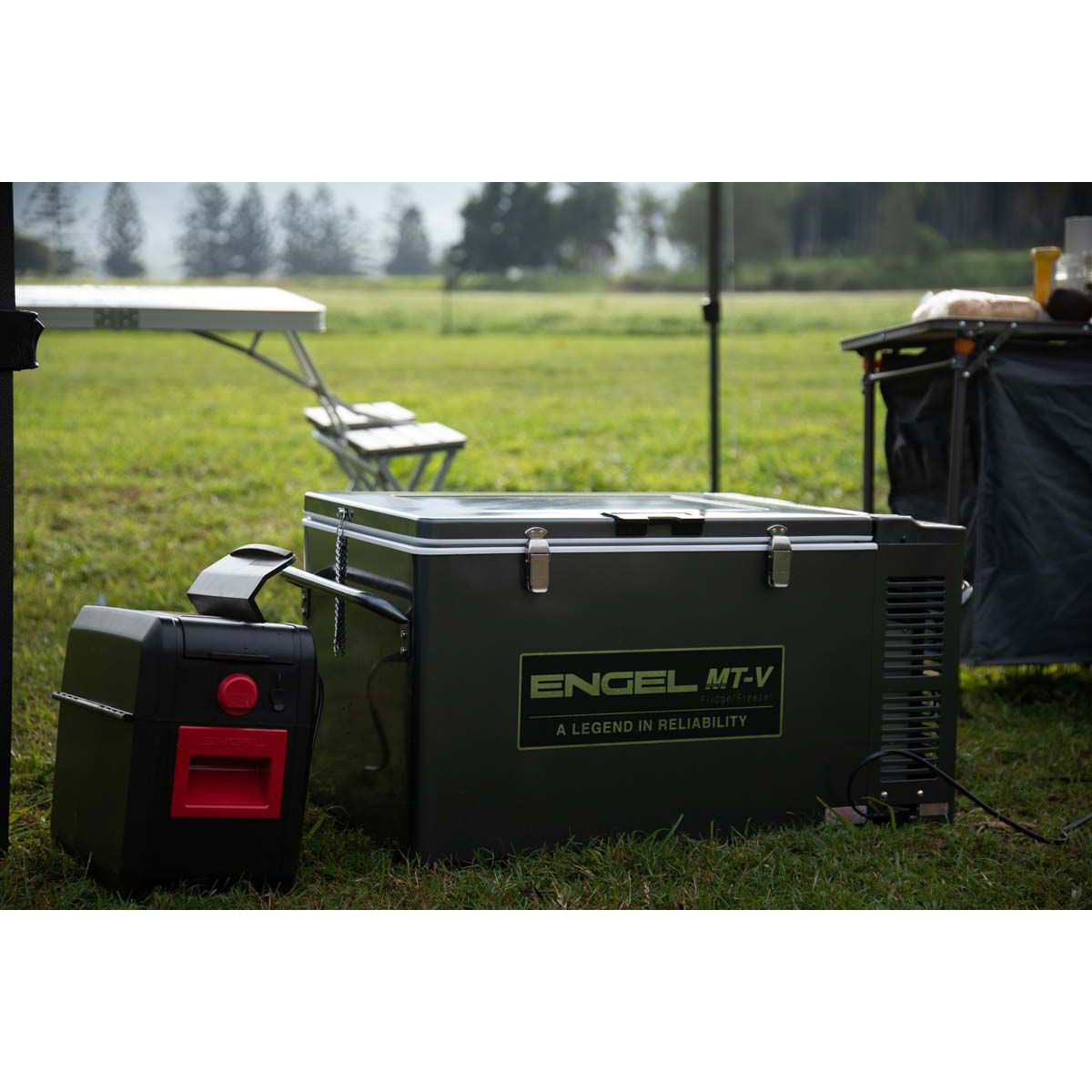 Engel Series 2 Smart Battery Box, , bcf_hi-res