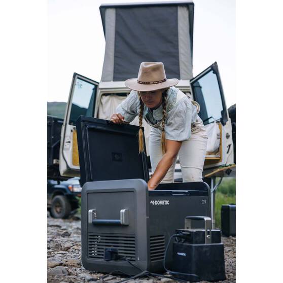 Dometic CFX5 55IM Fridge Freezer with Ice Maker 53L, , bcf_hi-res