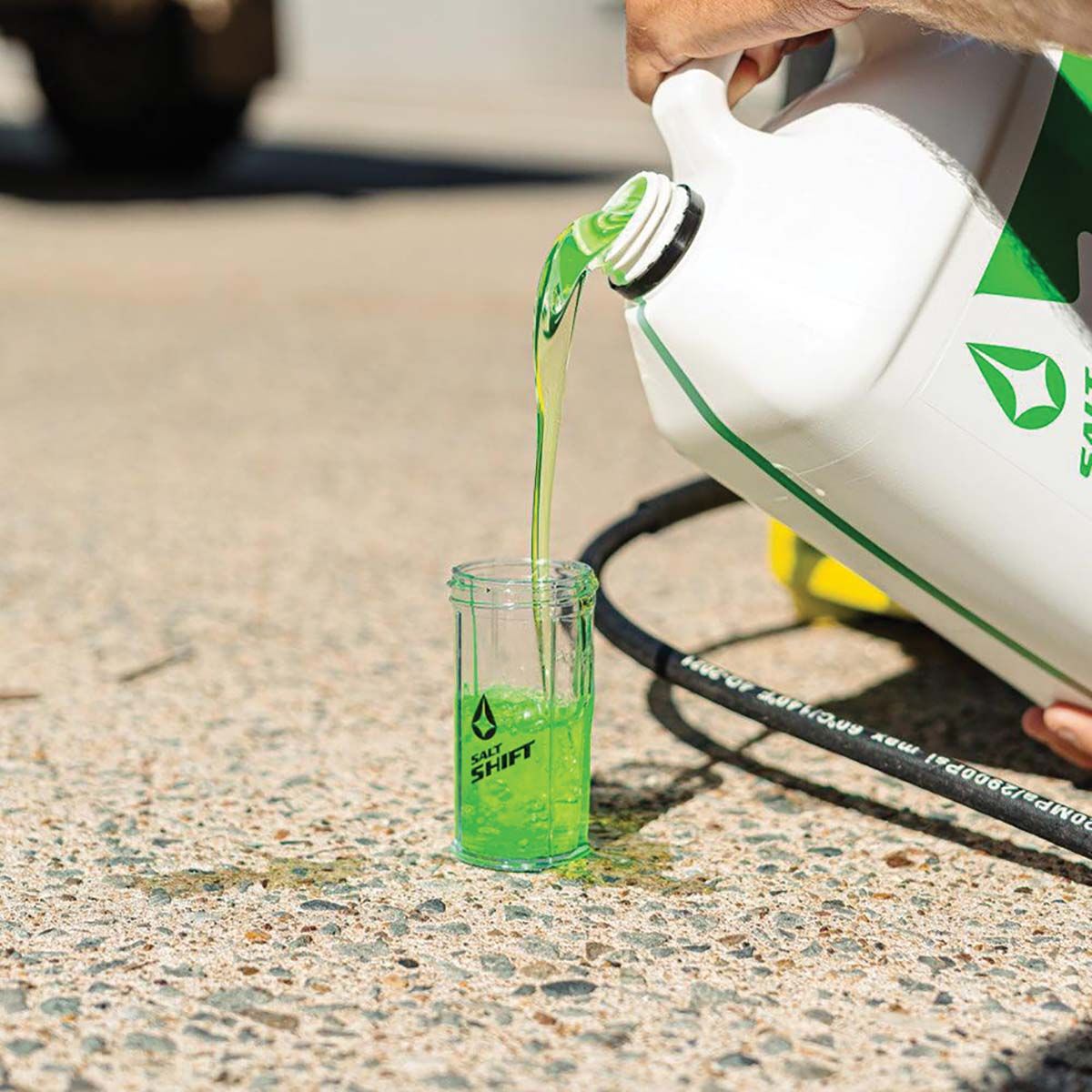 Salt Shift Universal Flusher Canister, , bcf_hi-res