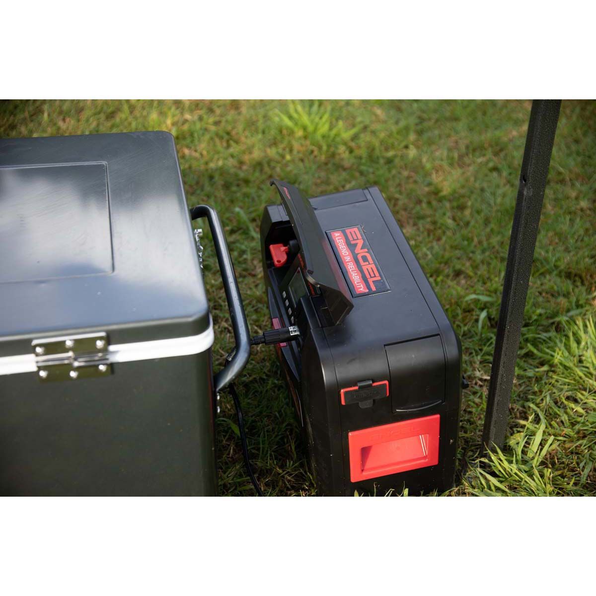 Engel Series 3 Smart Battery Box, , bcf_hi-res