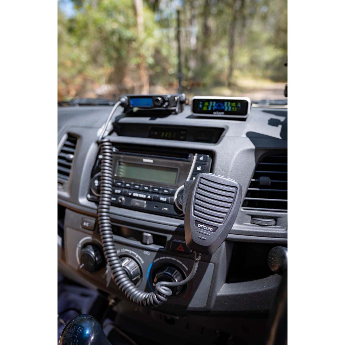 5 Watt CB Radio and Antenna Pack BCF