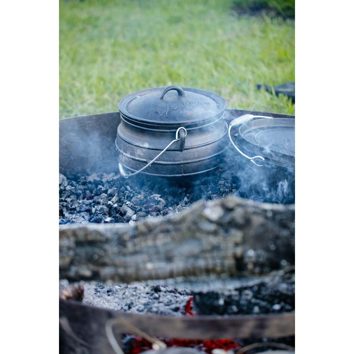 Campfire Potjie Pot 8L, , bcf_hi-res