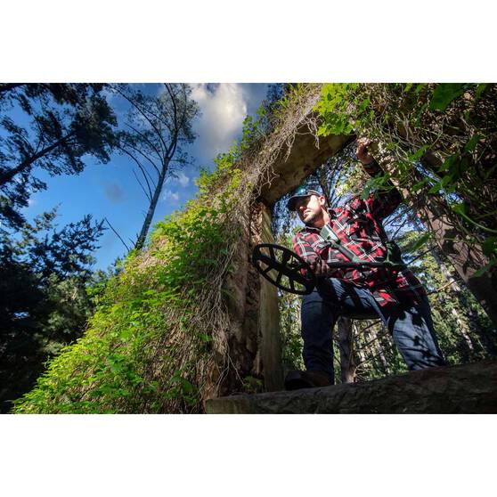 Minelab X-TERRA Pro Metal Detector, , bcf_hi-res