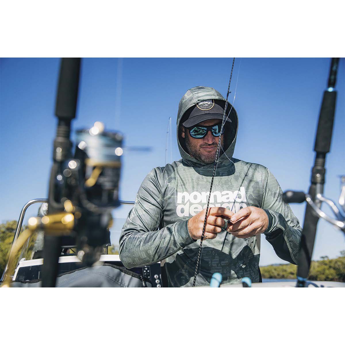 Nomad Men&rsquo;s Hooded Fishing Shirt, Camo, bcf_hi-res