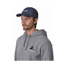 Patagonia Unisex P-6 Logo Trucker Hat New Navy OSFM, New Navy, bcf_hi-res