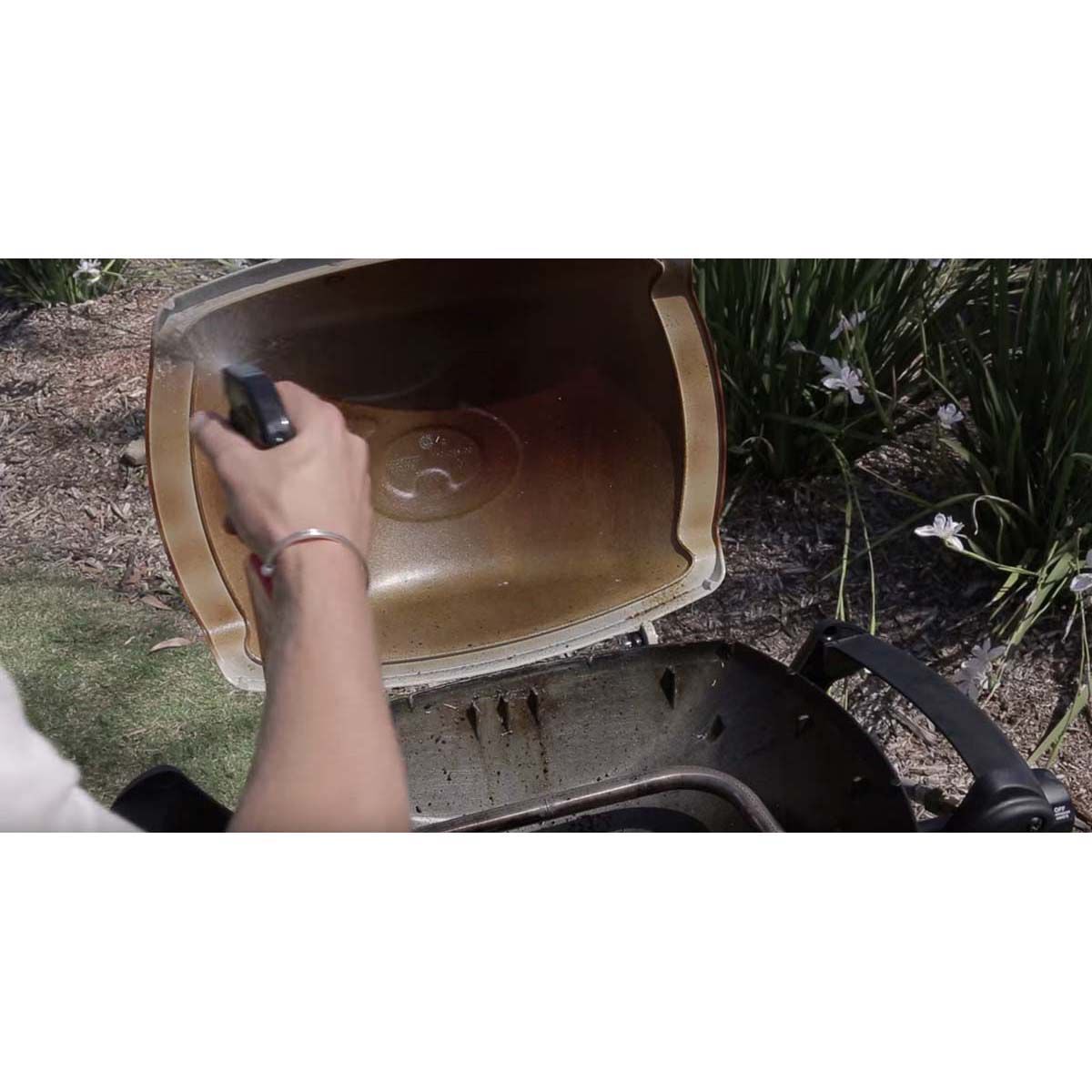 Weber Q Cleaner, , bcf_hi-res